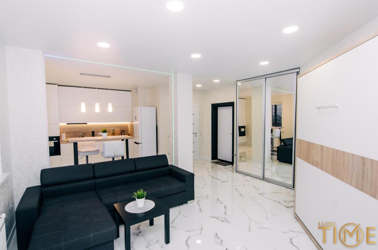 Bright Apartment 9Th Floor Lxt By Grodno Bagian luar foto