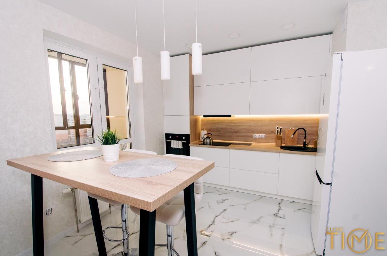 Bright Apartment 9Th Floor Lxt By Grodno Bagian luar foto
